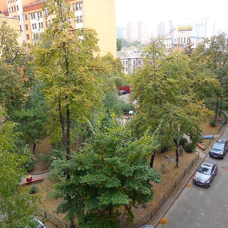 Apartment Olympyska On Velyka Vasylkyvska 45 Kiev Luaran gambar